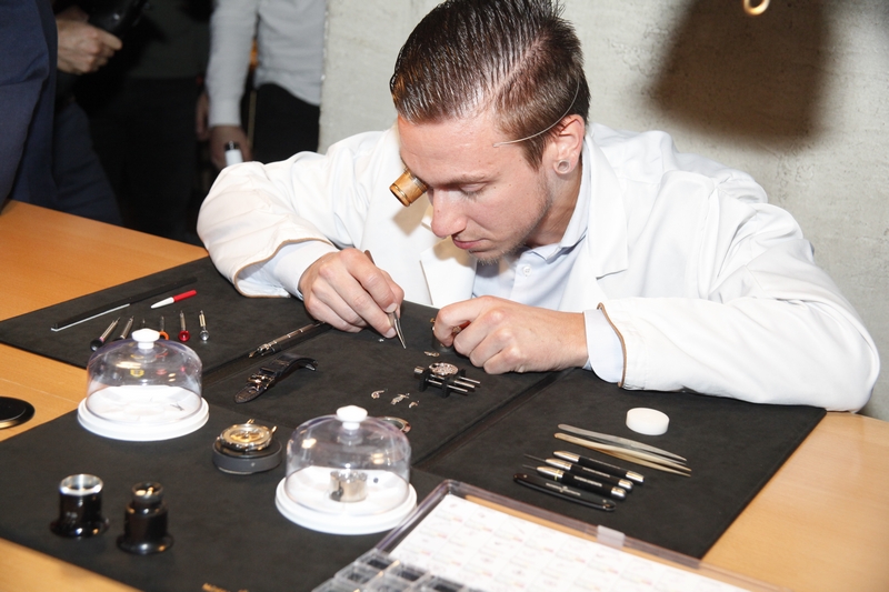 Launch of  FIFTYSIX® collection by Vacheron Constantin